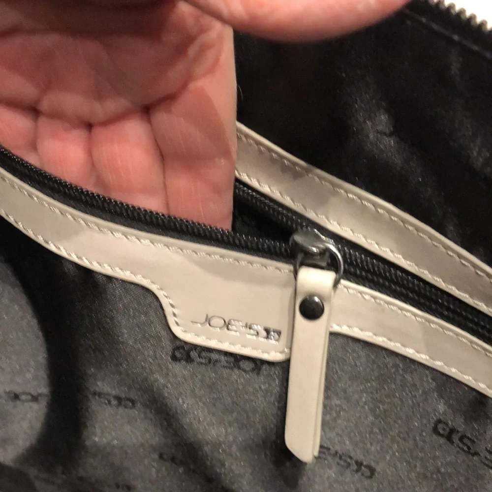 Joe’s Jeans NEW genuine leather tote bag, expandable, zip top